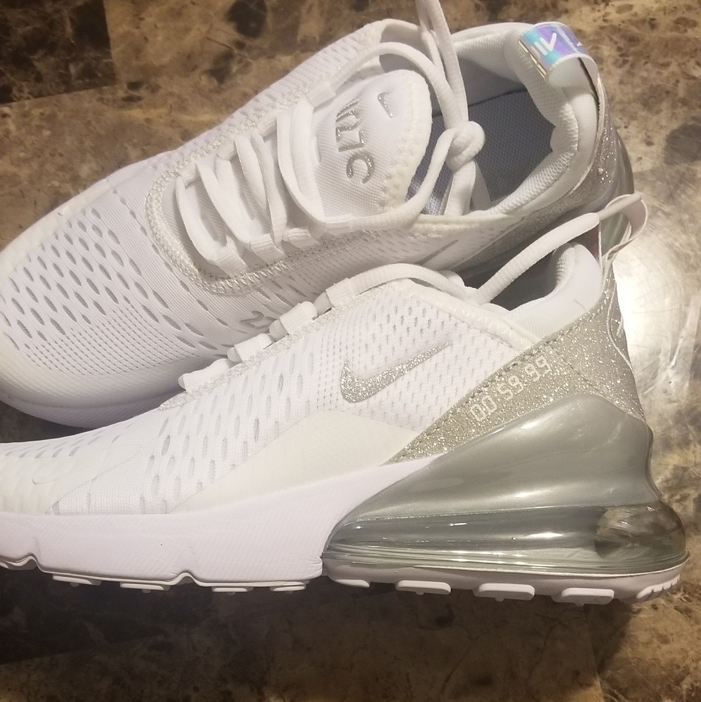 Womens air max 270's